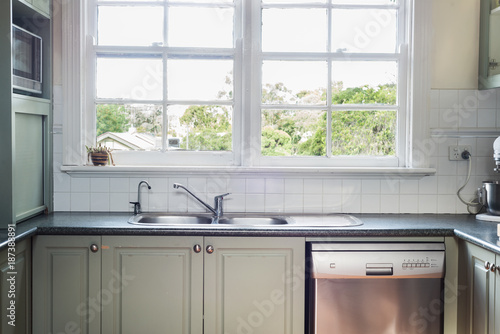 old kitchen in need of makeover