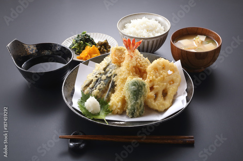 天ぷら定食
