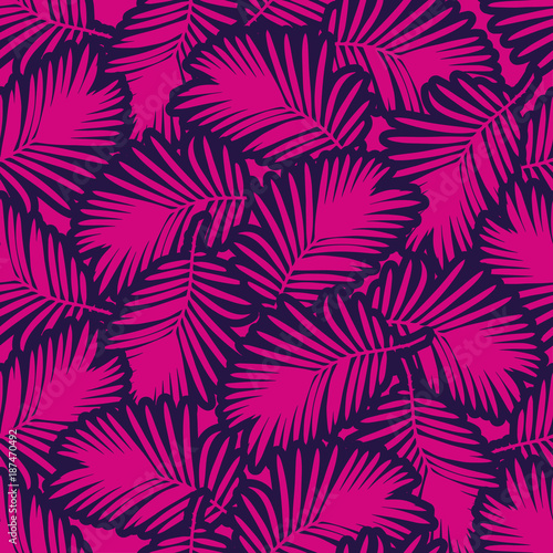 Seamless background with decorative leaves. Pattern with Palm leaves. Textile rapport.