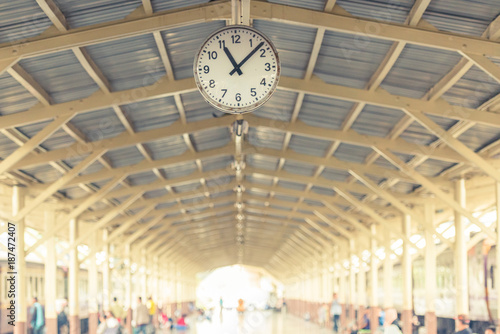 Clock in a train station © steph photographies