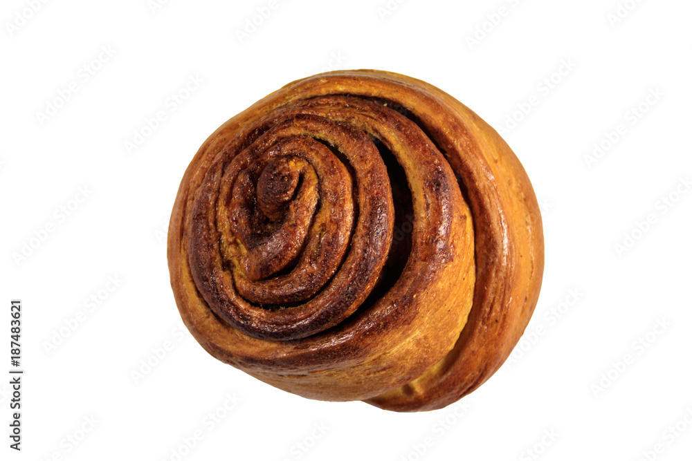 Fototapeta premium Sweet cinnamon bun isolated on white background