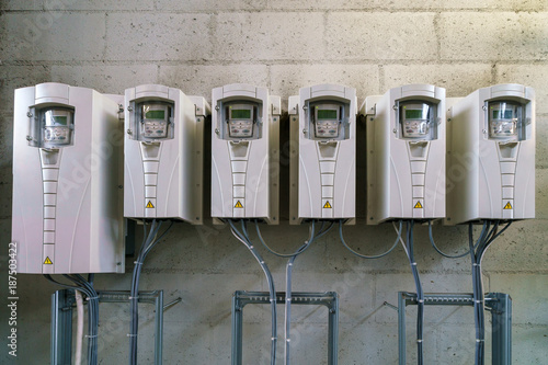 Variable speed drive inverter converters