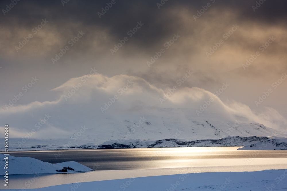 Fototapeta premium Thingellir - Island im Winter