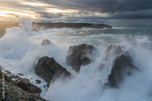 Waves of 10 meters in the Galician coast of Rinlo