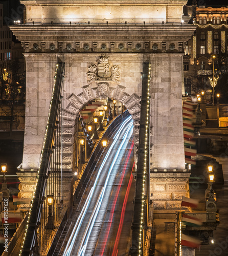 Famous Chain Bridge in Buda...