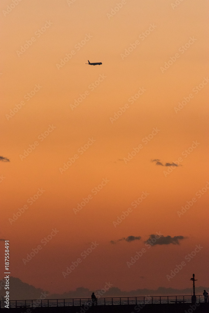 Sunset on the coast of Chiba prefecture / Sunset viewed from Kamigawa-hama in Chiba-city, Chiba Prefecture,Japan