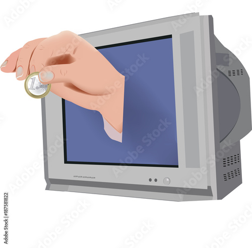 televisione con mano e moneta di un euro