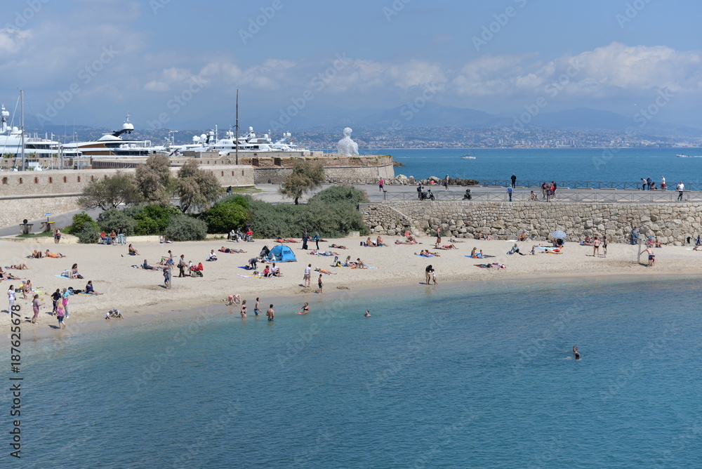 Obraz premium アンティーブの風景 antibes