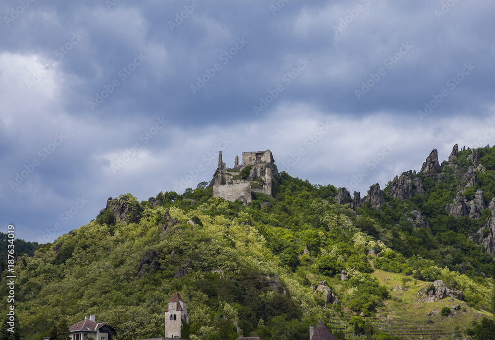 Kuenringer Castle (Burgruine Dürnstein) view, Austria Kuenringer Castle (Burgruine Dürnstein) view, Austria
