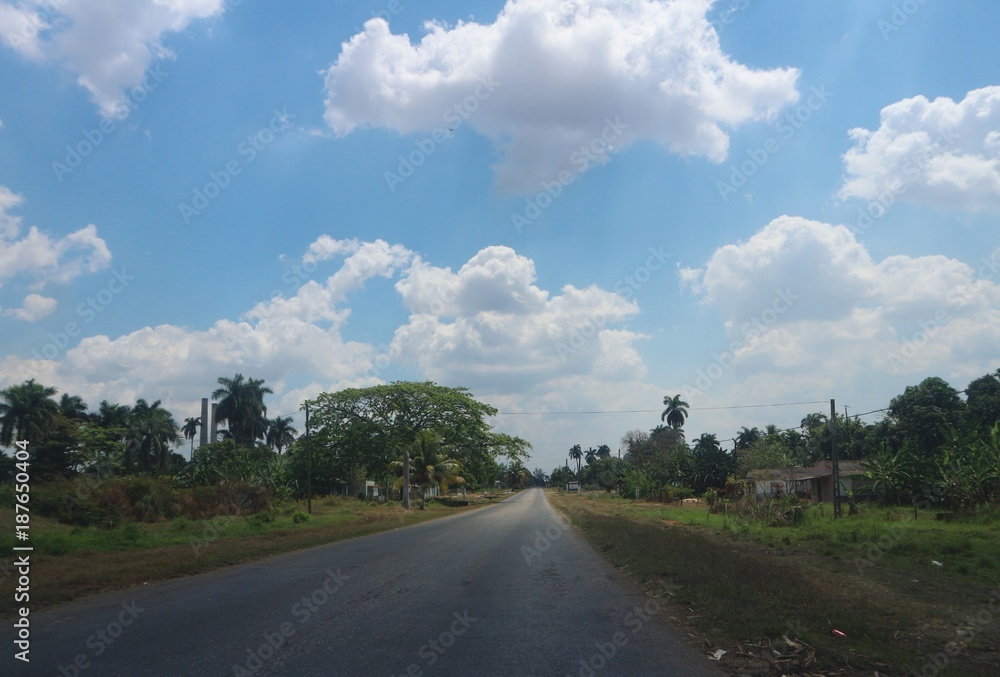 Landstraße auf Kuba