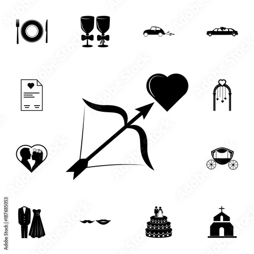 heart and bow and arrow icon. Set of wedding elements icon. Photo camera quality graphic design collection icons for websites, web design, mobile app