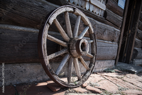 Antique Vintage Wagon Wheel