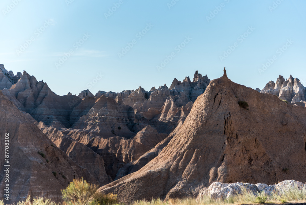 Obraz premium Landscape Photography of Eroded hills & mountains at Badlands National Park