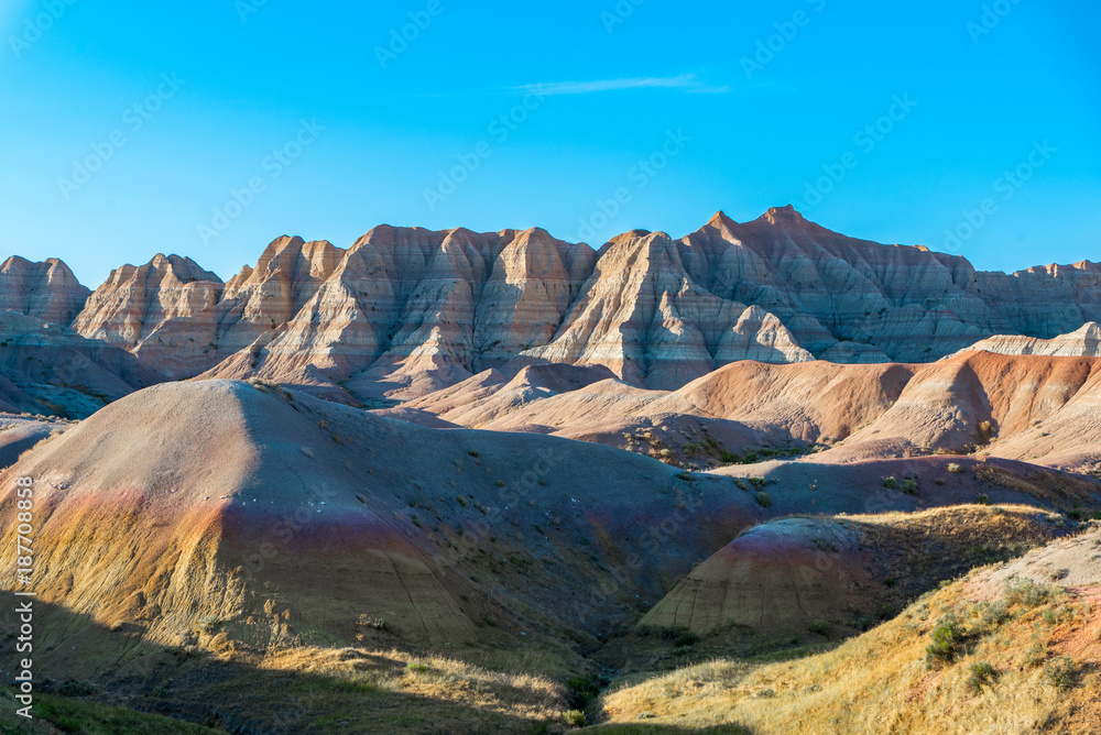 Obraz premium Landscape Photography of Eroded hills & mountains at Badlands National Park