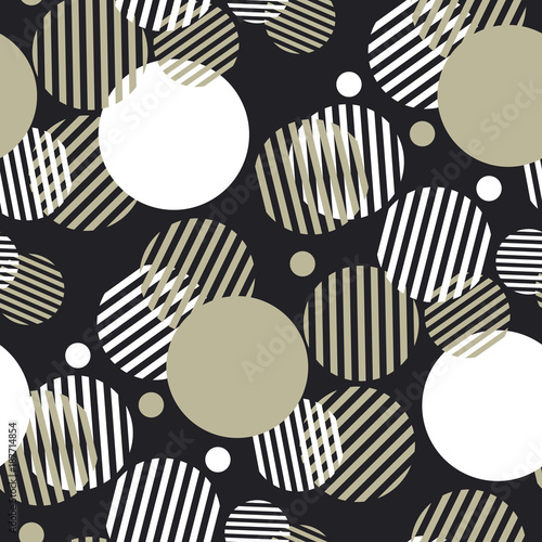 Dynamic geometry seamless m...