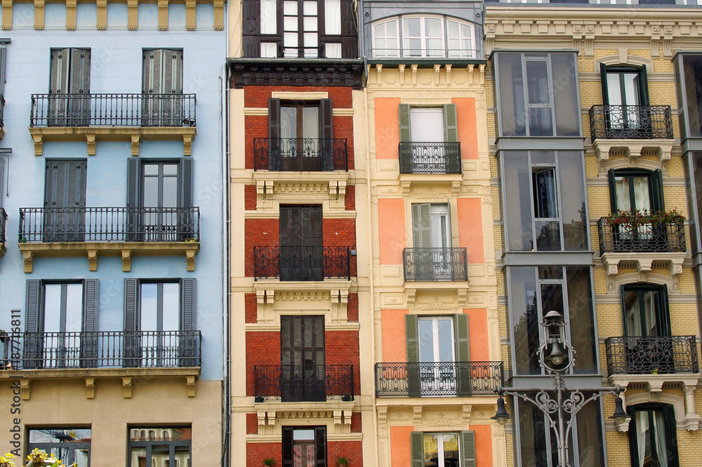 Stadthäuser in der Altstadt von Pamplona
