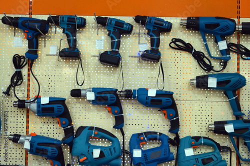 Foto Tools showcase shop room