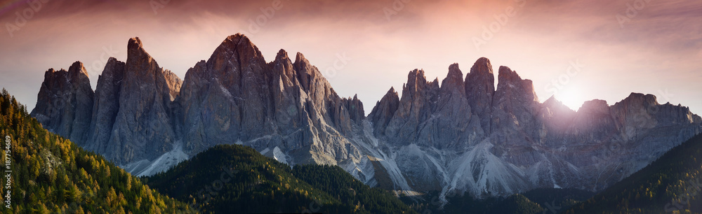 The magnificient mountains group of Odle in the Natural Park of Odle-Puez. Dolomites, Alto-Adige, Italy.