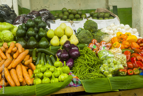 Fototapeta Naklejka Na Ścianę i Meble -  Sale of organic vegetables in Guatemala City, central market, fresh produce.