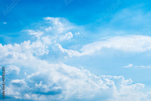 Fototapeta Naklejka Na Ścianę i Meble -  Clearing up blue sky and white clouds.