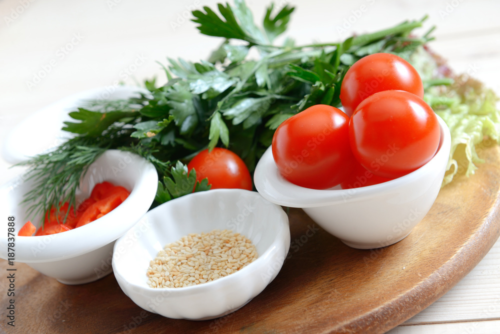 tomatoes tomatoes