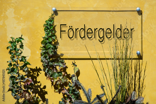 Schild 233 - Fördergelder