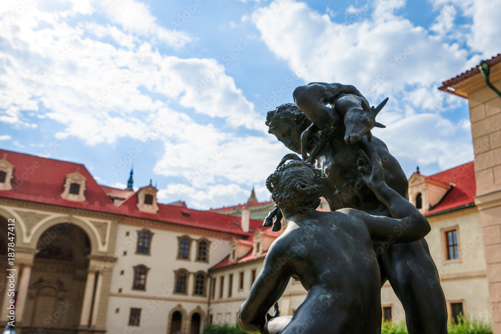 Obraz premium streets and churches of old town Prague