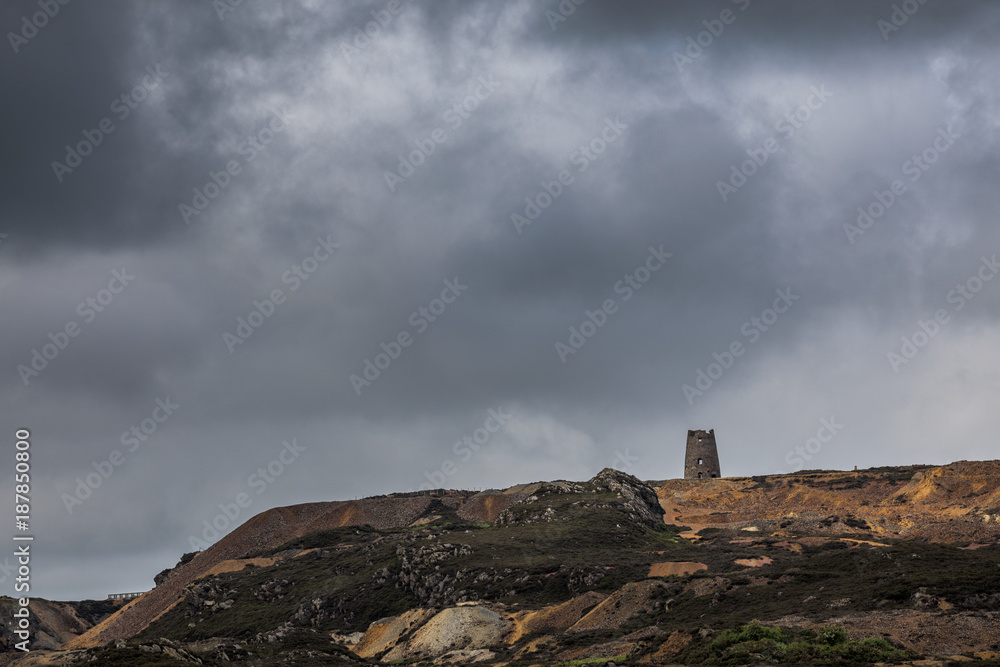 Verlassener Turm - Anglesey - Nordwales