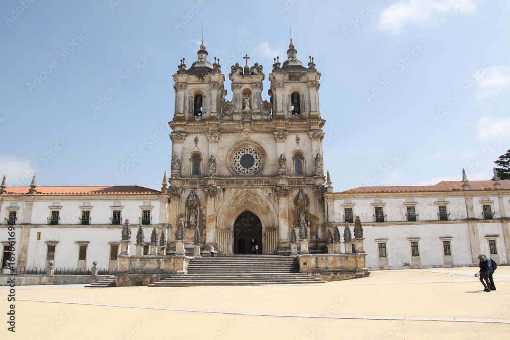 Portugal, parvis du monastère d'Alcobaça