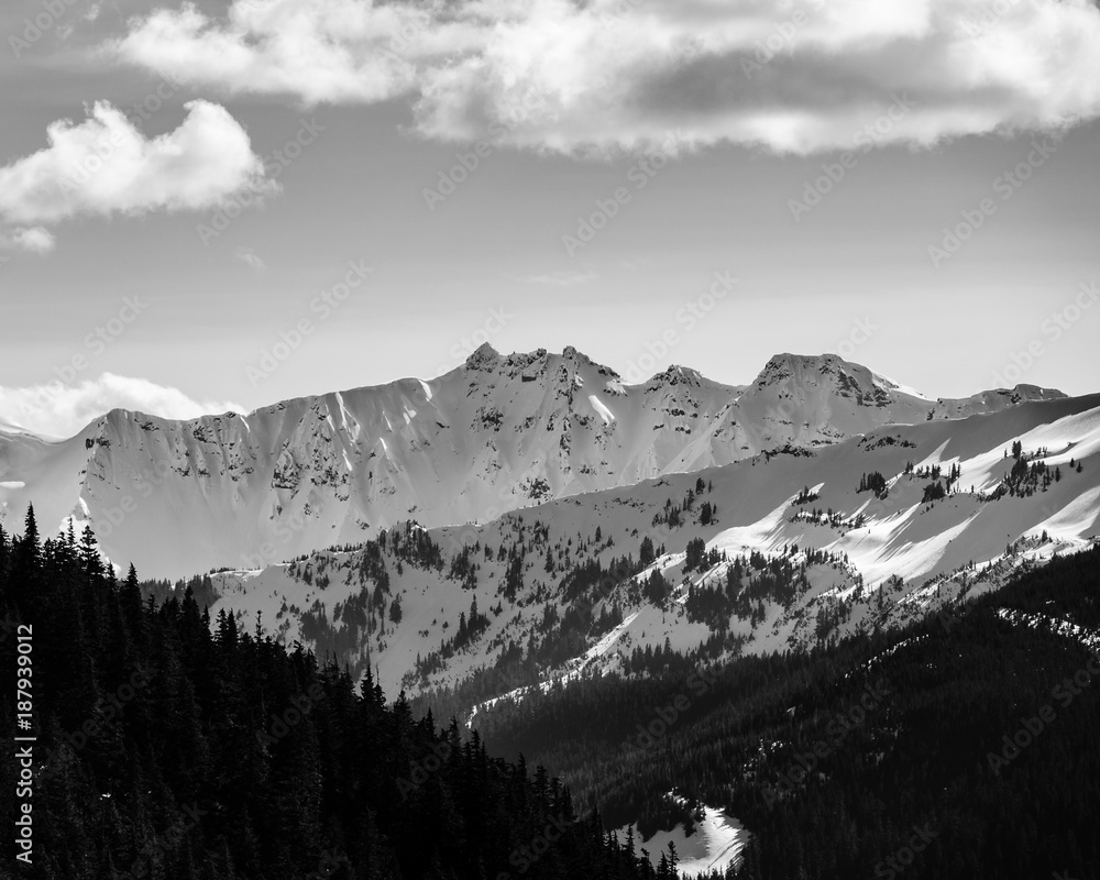 Obraz premium Goat Rocks Wilderness, Washington, Spring 2017