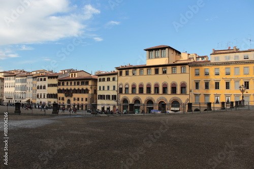 Pitti square