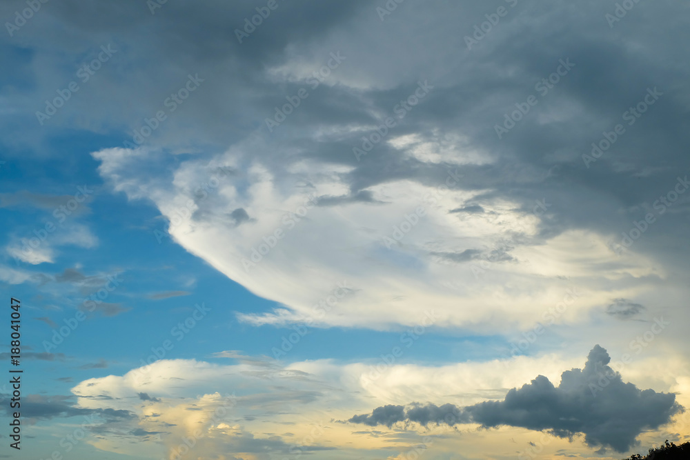 the sky before rain in the evening