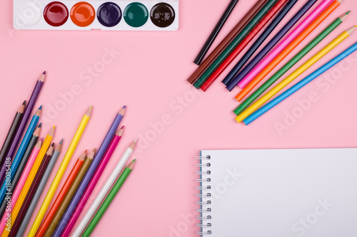 Colored pencils set
