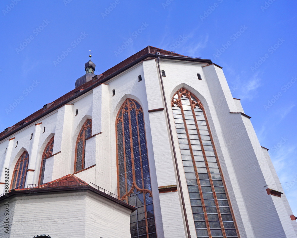 Stadtpfarrkirche St. Mariä Himmelfahrt in LANDSBERG / Bayern 