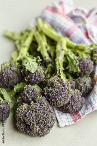 purple broccoli rabe