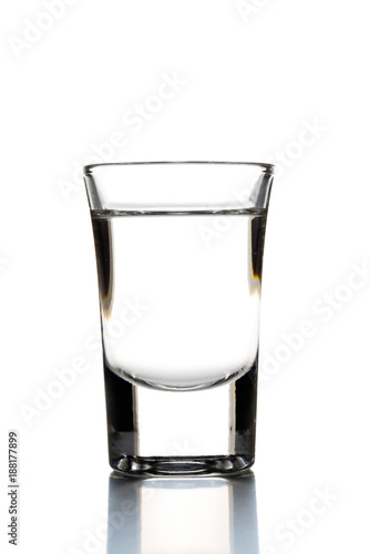 Fotografia German hard liquor Korn Schnapps in shot glass