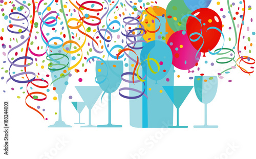 Szene mit Getränke Luftballons und Luftschlangen