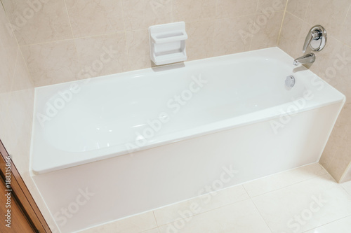 White bathtub photo