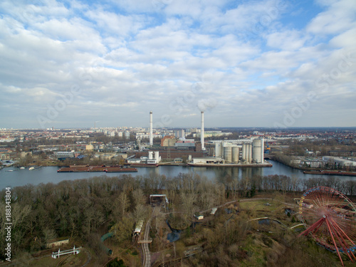 Berlin Luftbild Plänterwald Industrie Naherholung Spree photo