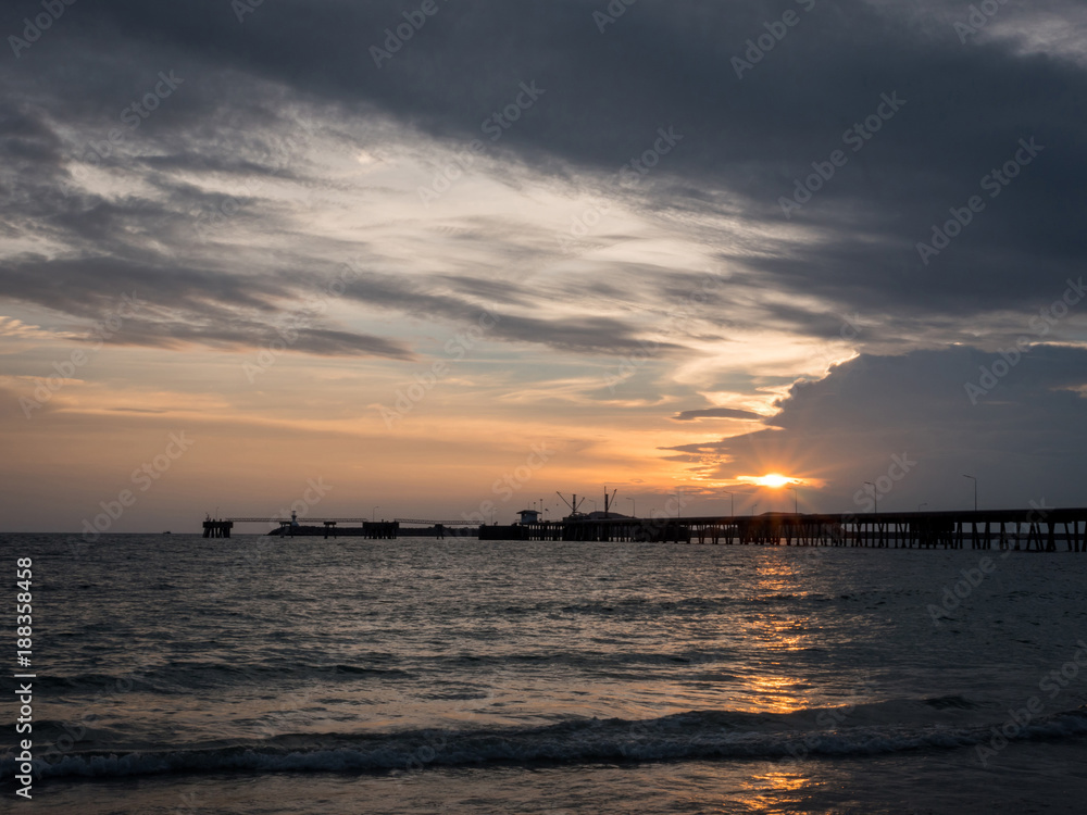 Fototapeta premium The Sea of Sunset