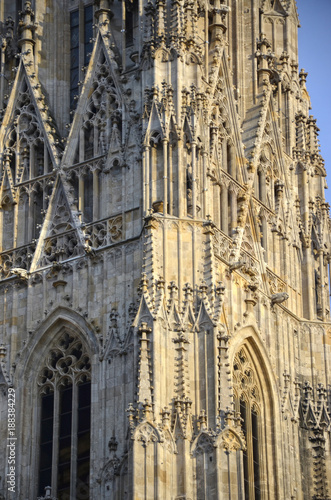 Particolare della torre Steffl del Duomo di Vienna 