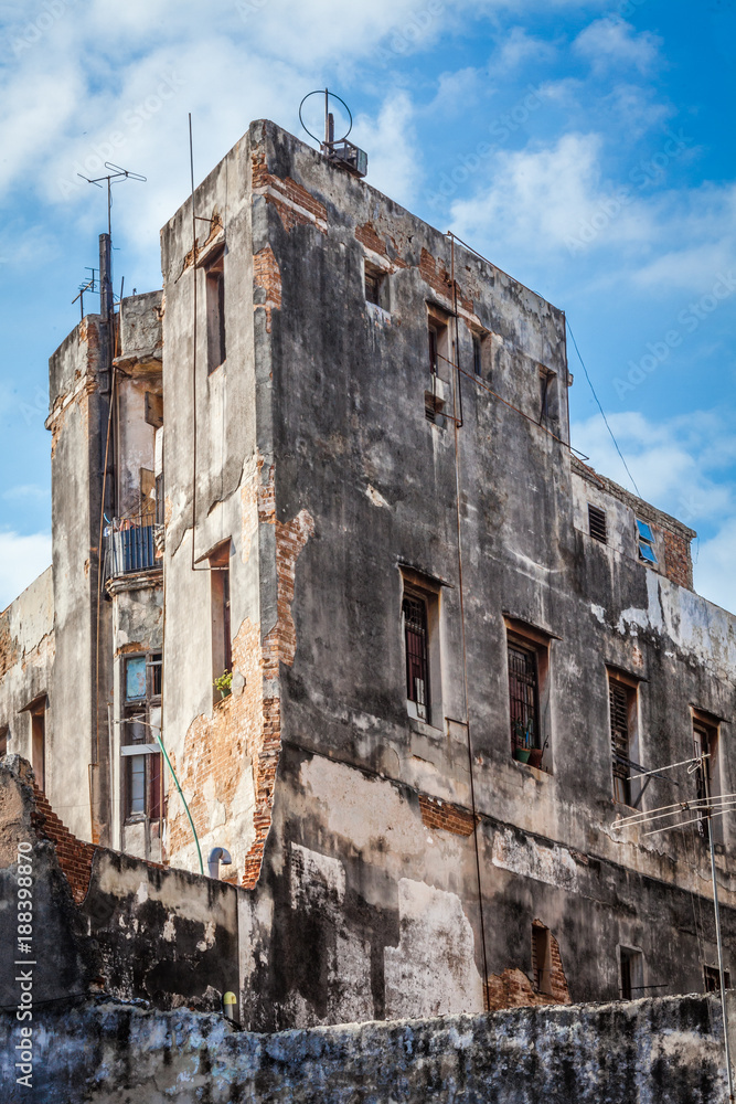 Φωτογραφία The ruins of the beautiful city of Havana in Cuba