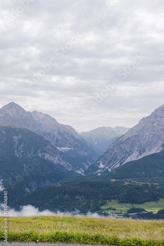 Scuol, Engadin, Unterengadin, Alpen, Graubünden, Schweizer Berge, Inn, Inntal, Motta Naluns, Flurinaweg, Panoramaweg, Sommer, Schweiz