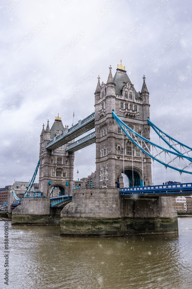 Obraz premium Tower Bridge in Winter, London, Great Britain 