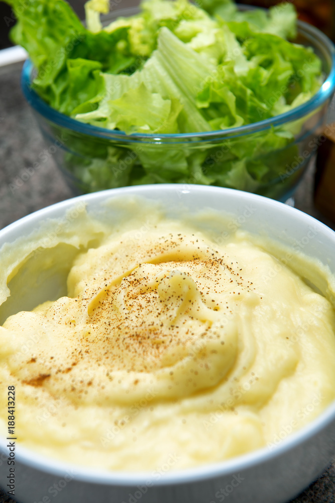 mashed potatoes with green salad