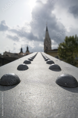 Stahlnieten an Br  cke in Brixen - S  dtirol