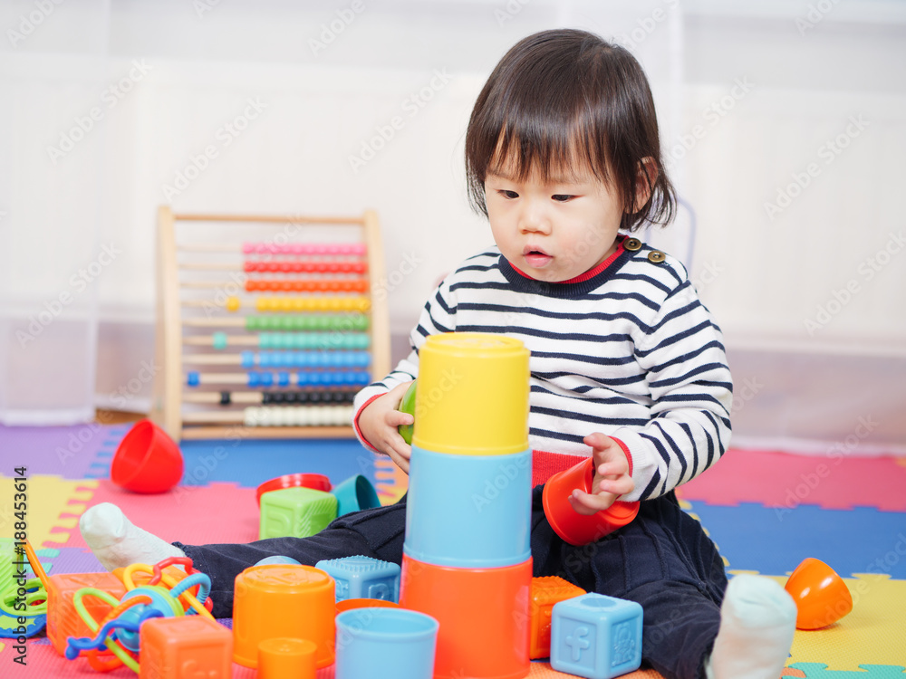 baby girl play toy at home baby girl play toy at home
