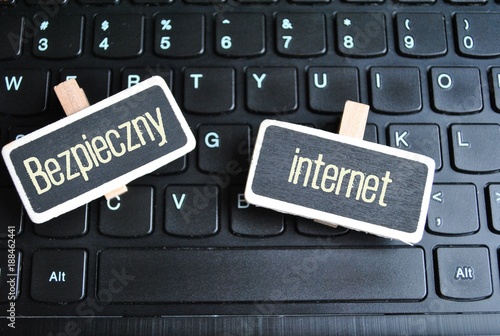 Obraz na płótnie Bezpieczny internet w salonie
