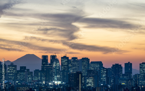 Tableau sur toile mt fuji & shinjuku office buildings