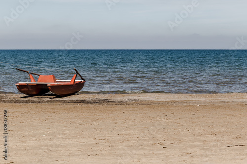 A Lifeboat On The Beach © Emiliano Migliorucci